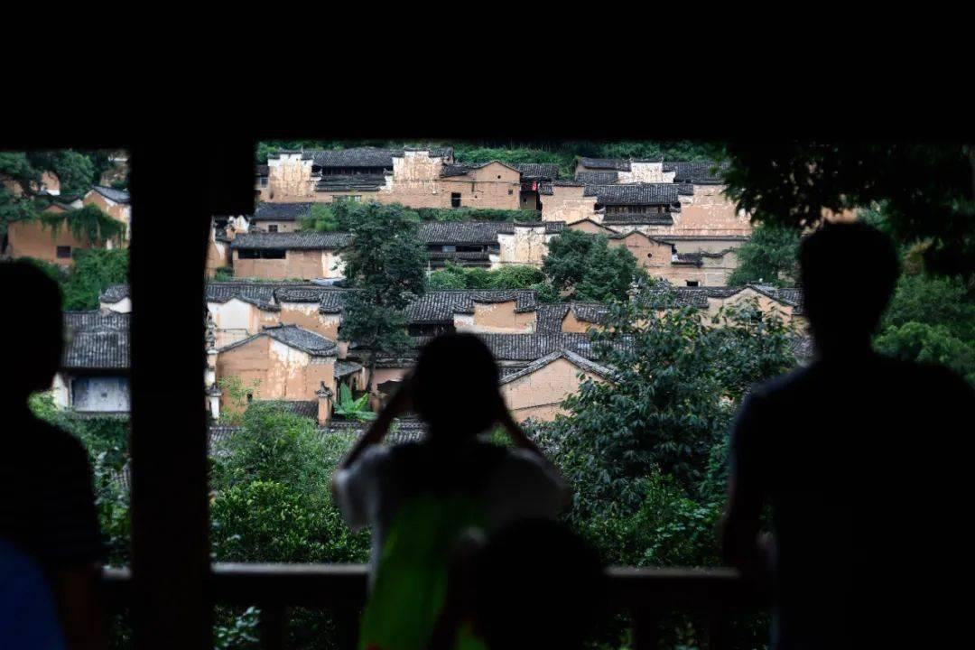 汽车弯道漂移
