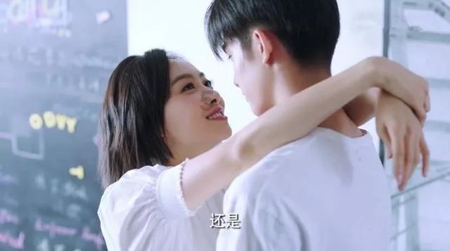 杨梅和桑葚可以放在一起泡酒吗？