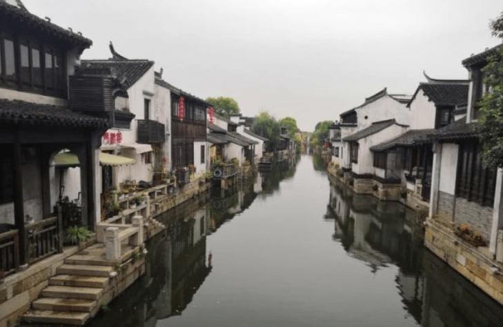 性格高傲的人哪些表现？游戏画面